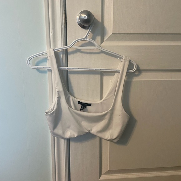 White top size medium, super cute and comfy, urban planet - Picture 1 of 2